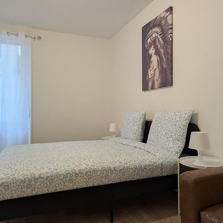 Le Vauban - Appartement 2 Chambres, Salon, Cuisine Equipee, Parking Et Wifi Gratuit Mulhouse Exterior photo